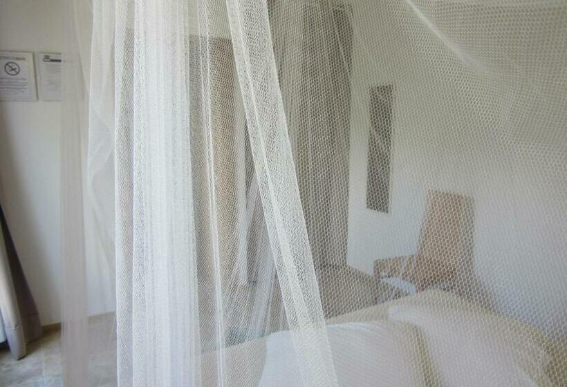 标准间, Cuti Mari