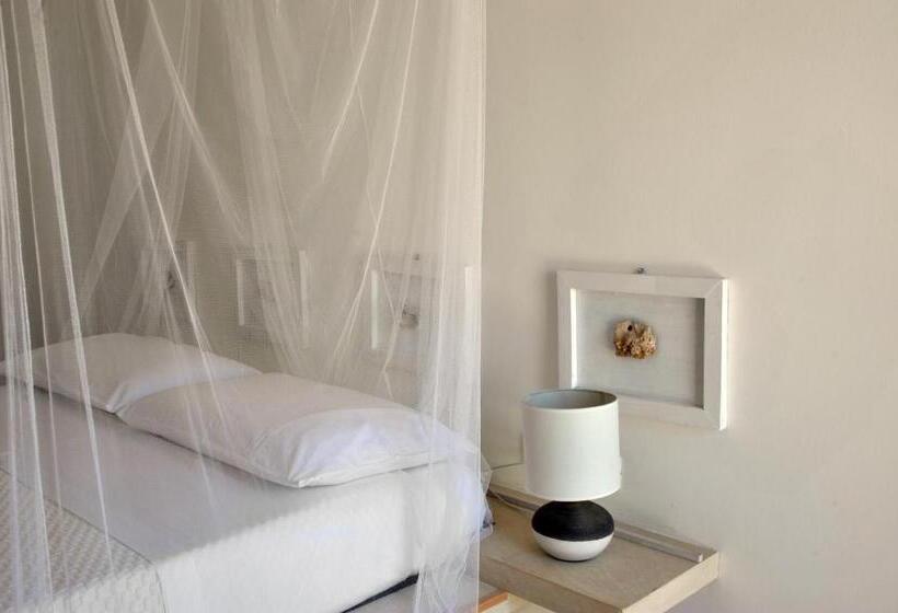 舒适三人间, Cuti Mari