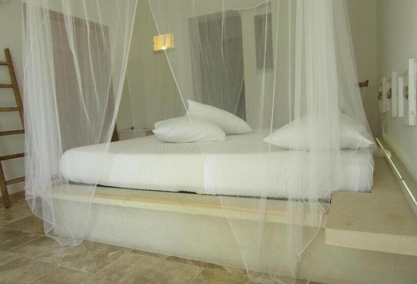 舒适三人间, Cuti Mari