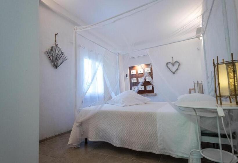 2间卧室的房子, Cuti Mari