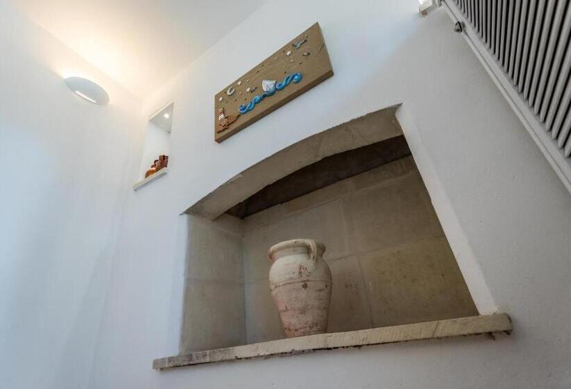 1间卧室的房子, Cuti Mari