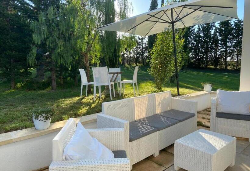 2间卧室的房子, Cuti Mari