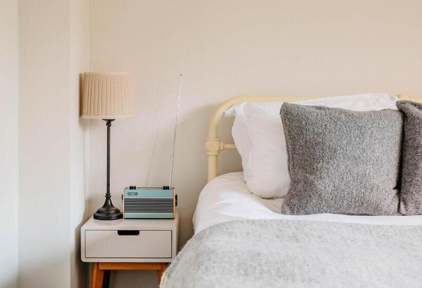 スタンダードルーム, The Ram Inn