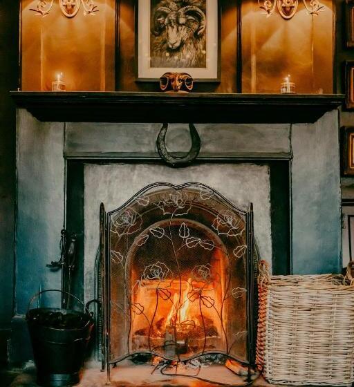 スタンダードルーム, The Ram Inn