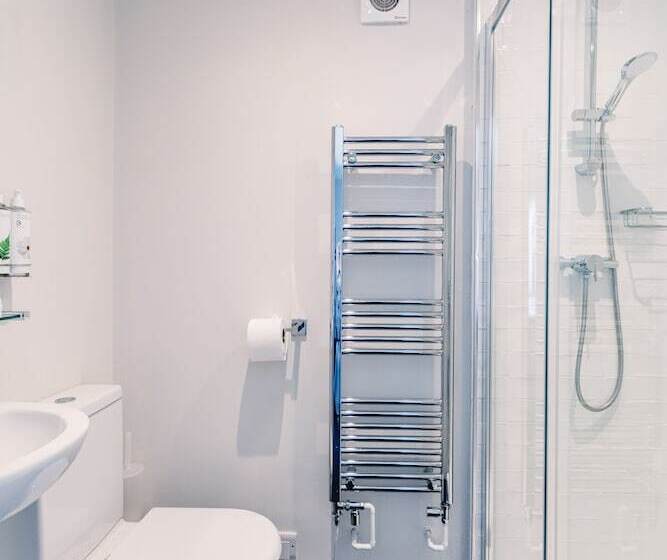 スタンダードルーム, The Ram Inn