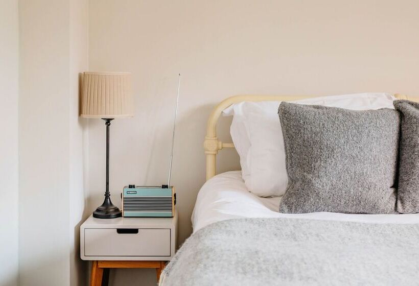 スタンダードルーム, The Ram Inn