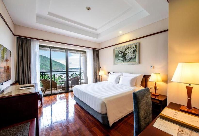 اتاق لوکس با تخت دو نفره بزرگ, Vinpearl Resort Nha Trang