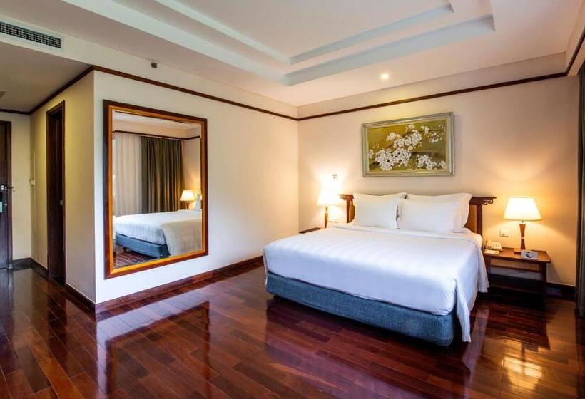 اتاق لوکس با تخت دو نفره بزرگ, Vinpearl Resort Nha Trang