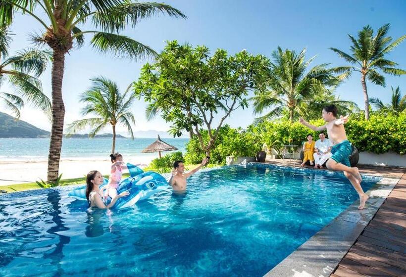 ویلای 3 خوابه, Vinpearl Resort Nha Trang