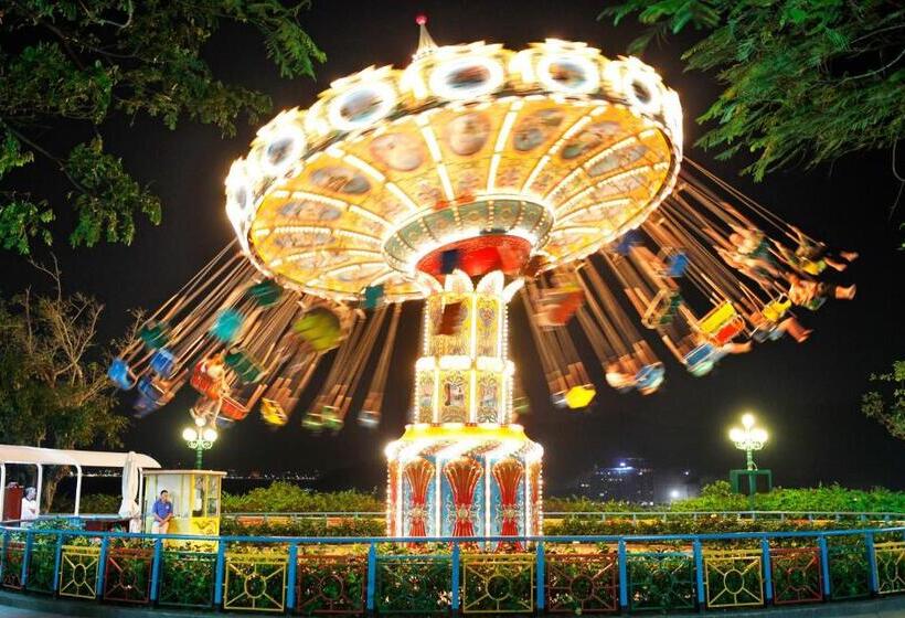 اتاق لوکس با تخت دو نفره بزرگ, Vinpearl Resort Nha Trang