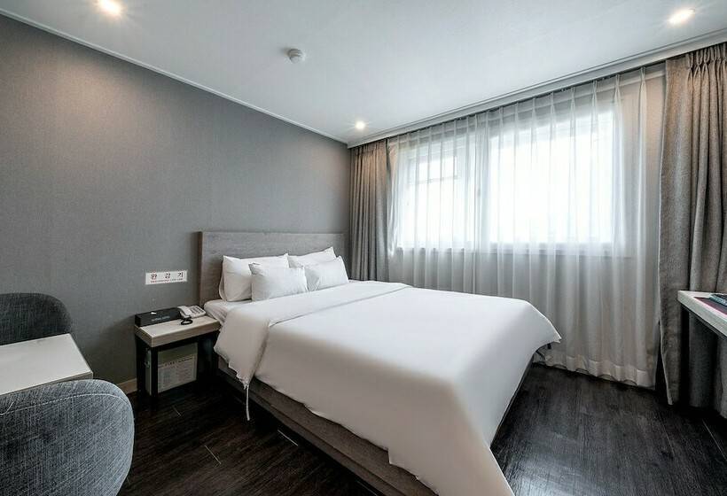 Camera Deluxe, Anyang Illowa