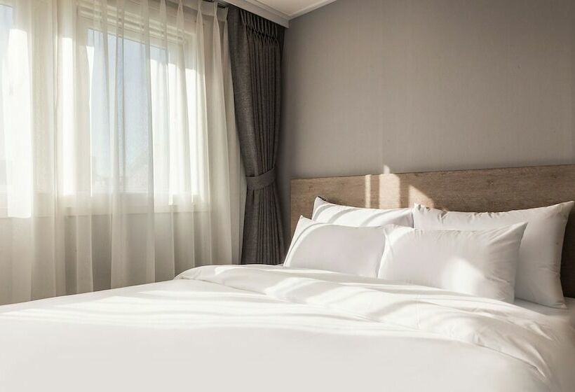 Camera Standard, Anyang Illowa