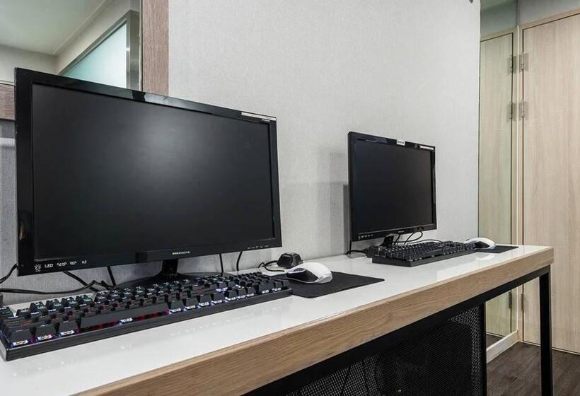 Camera Superiore, Anyang Illowa