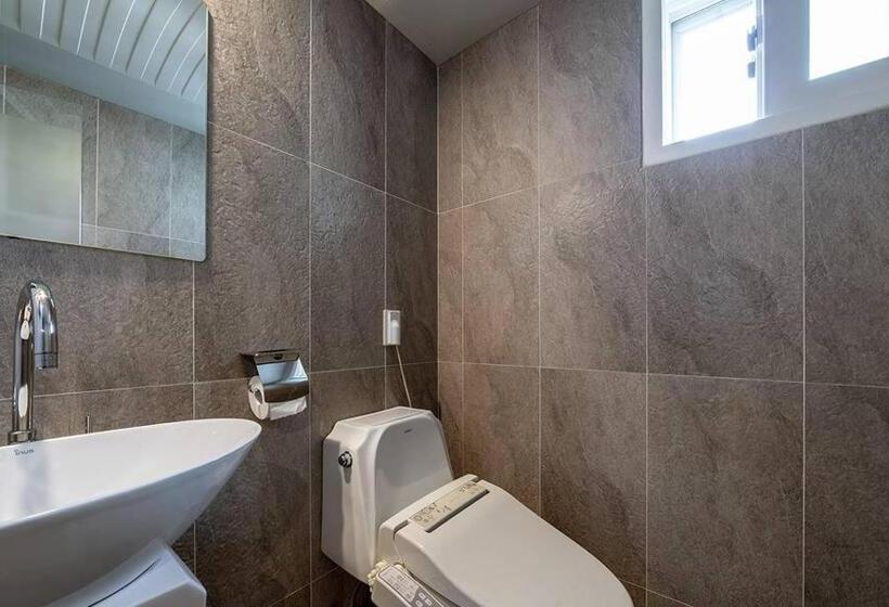 Camera Superiore, Anyang Illowa