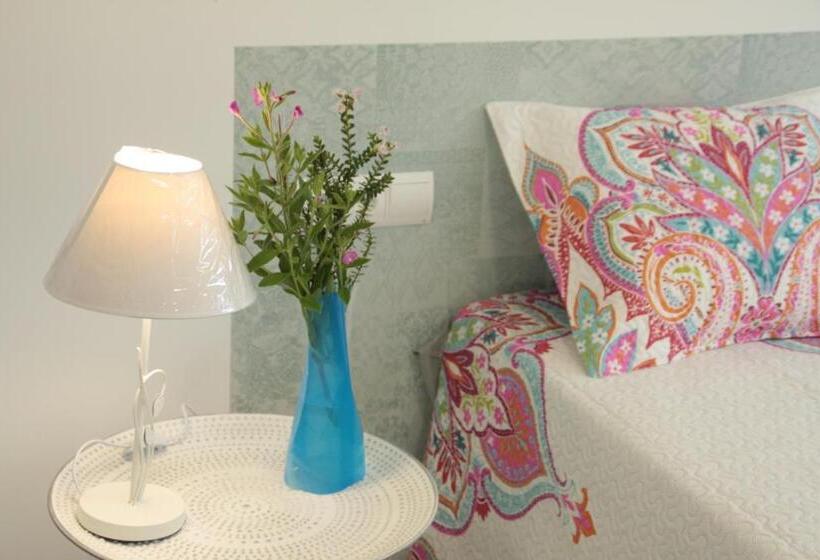 اتاق استاندارد, La Casuca De Mamina