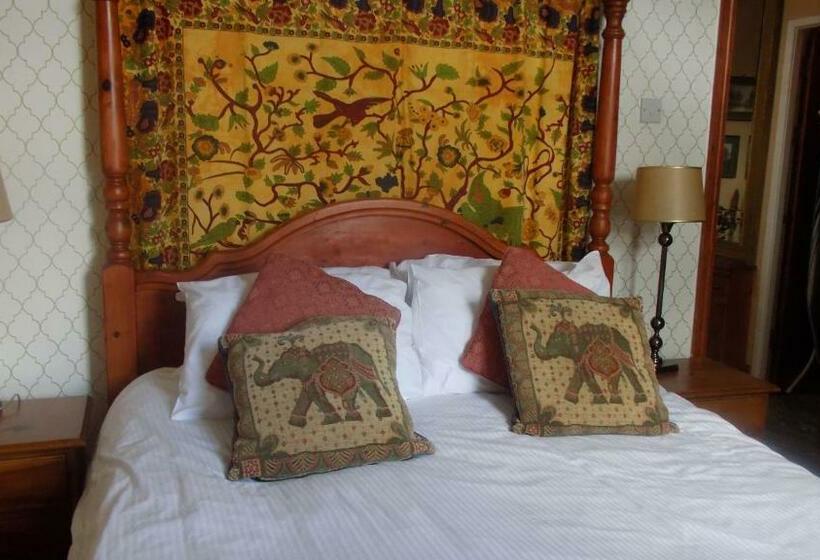 اتاق لوکس با تخت بزرگ, Tracey S Driftwood