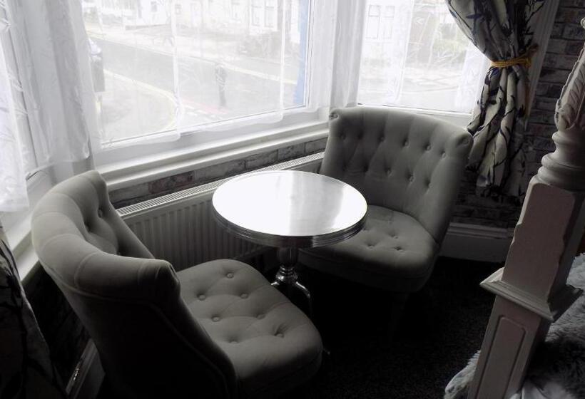 اتاق استاندارد با تخت بزرگ, Tracey S Driftwood