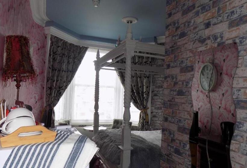 اتاق استاندارد با تخت بزرگ, Tracey S Driftwood