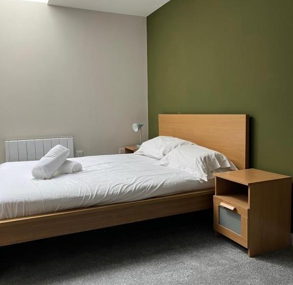 스탠다드 룸, Station Lodge   Free Off Site Health Club Access With Pool, Sauna, Steam Room & Gym