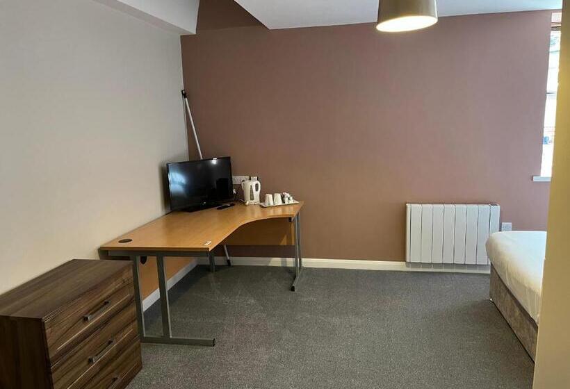 Номер Стандарт, Station Lodge   Free Off Site Health Club Access With Pool, Sauna, Steam Room & Gym
