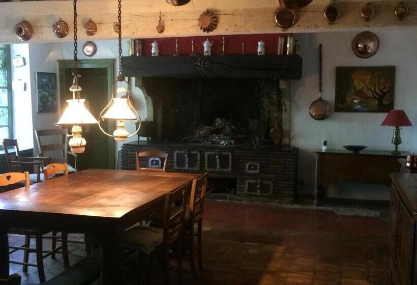 标准房带园景, Moulin De Champrond Montmirail Sarthe