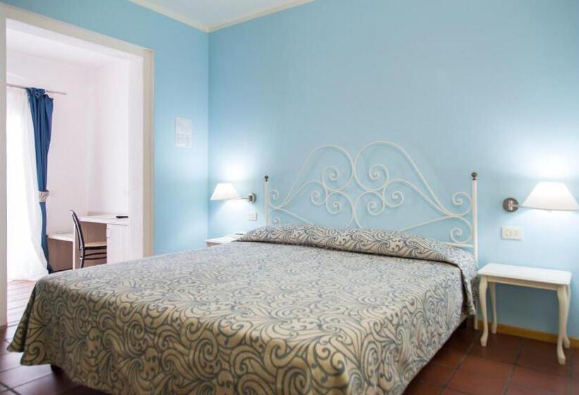 חדר סטנדרט לשלושה, Blu Hotel Laconia Village