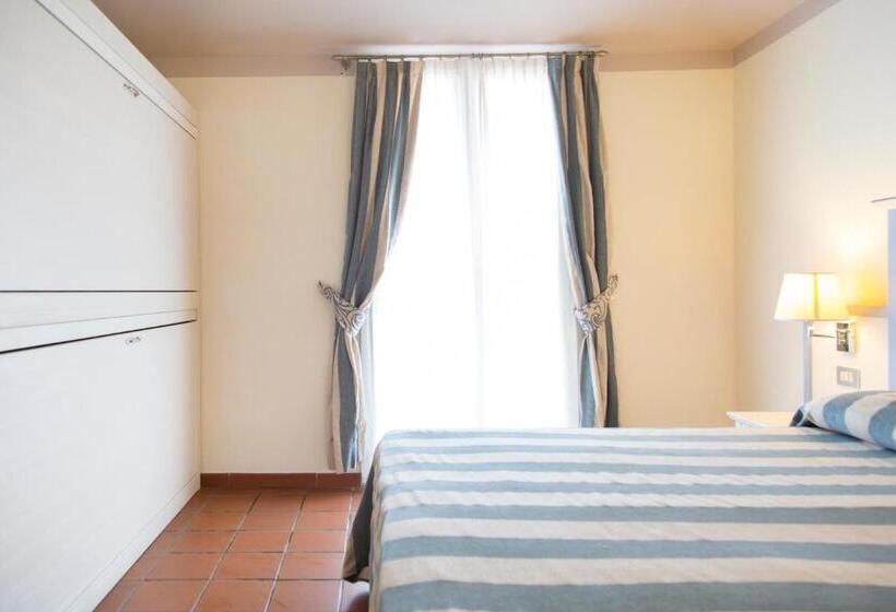 Triple Room Sea View, Blu Hotel Laconia Village