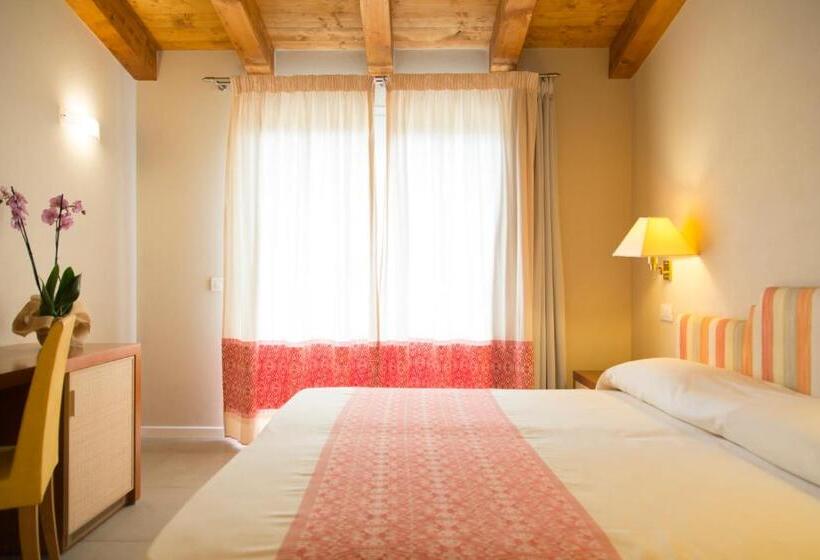 חדר סופריור לשלושה, Blu Hotel Laconia Village