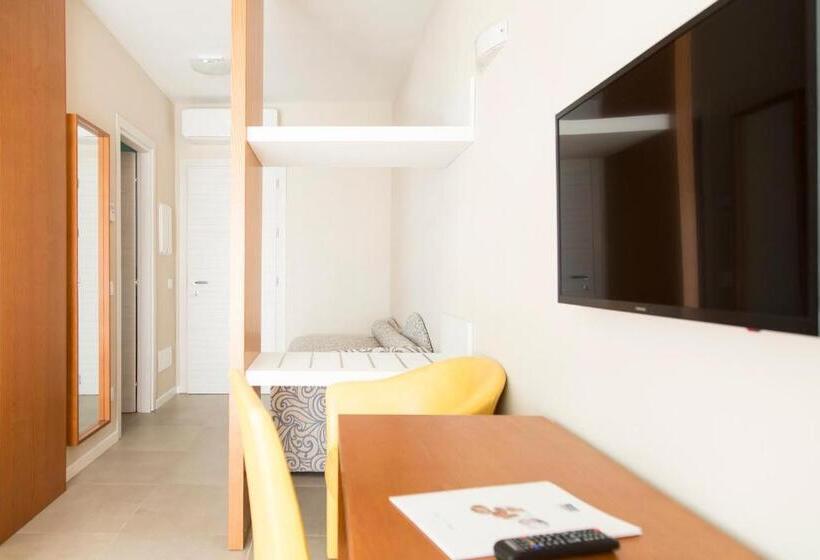 חדר סופריור לשלושה, Blu Hotel Laconia Village