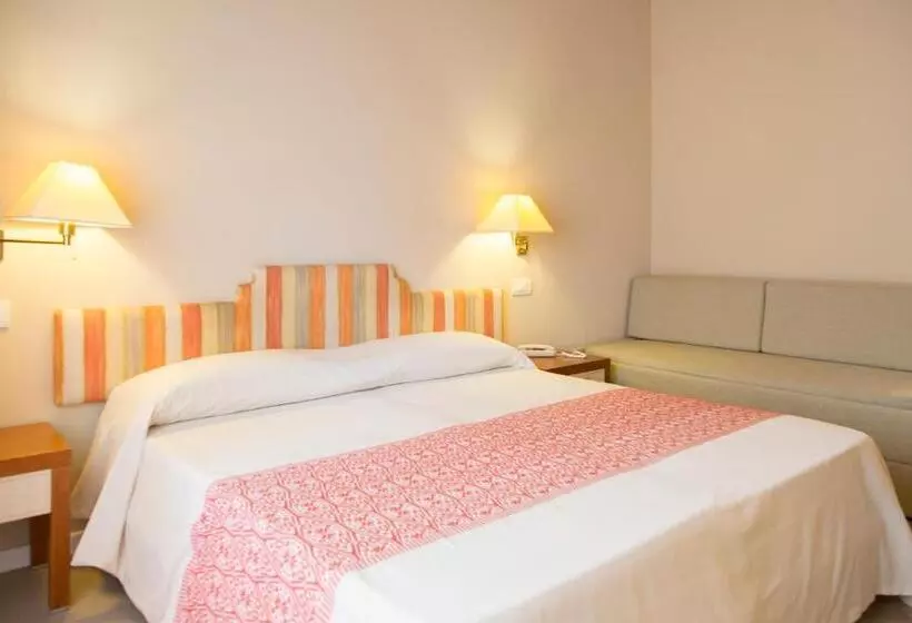 スーペリアトリプルルーム, Blu Hotel Laconia Village