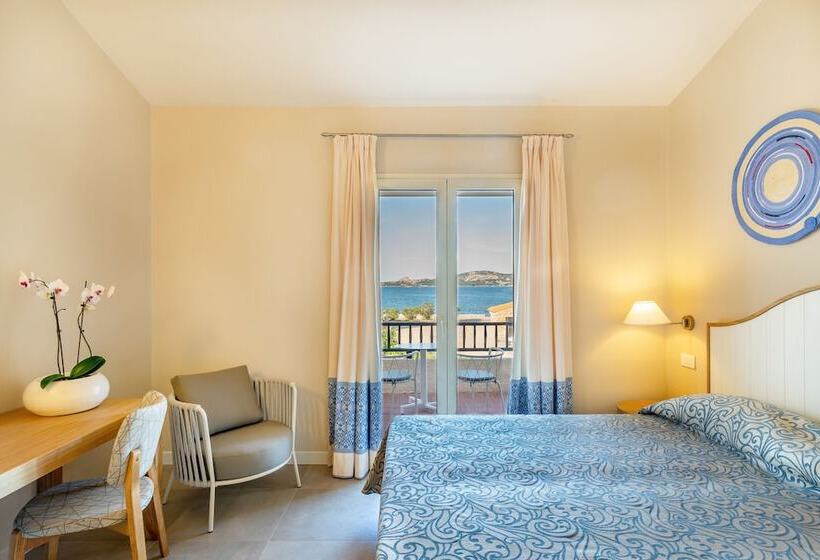 חדר דלוקס נוף לים, Blu Hotel Laconia Village