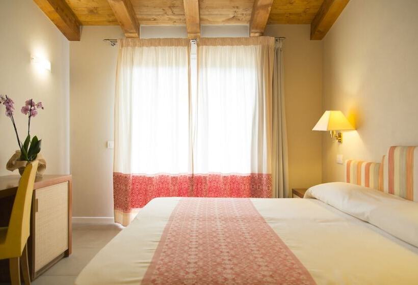 חדר סופריור לשלושה, Blu Hotel Laconia Village