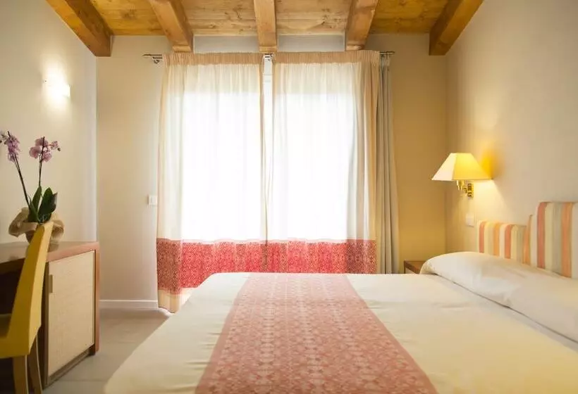 スーペリアトリプルルーム, Blu Hotel Laconia Village