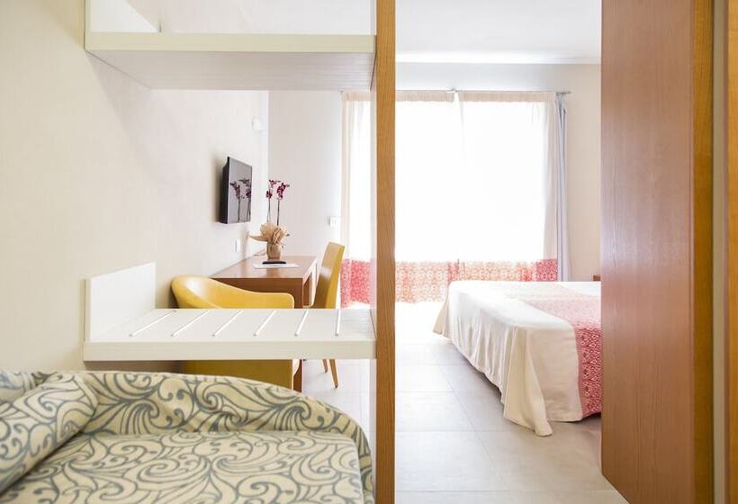 Трехместный Номер Superior, Blu Hotel Laconia Village