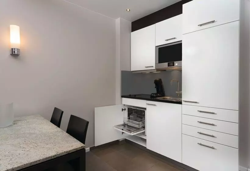 スタンダードスタジオ, Adina Apartment Hotel Frankfurt Neue Oper