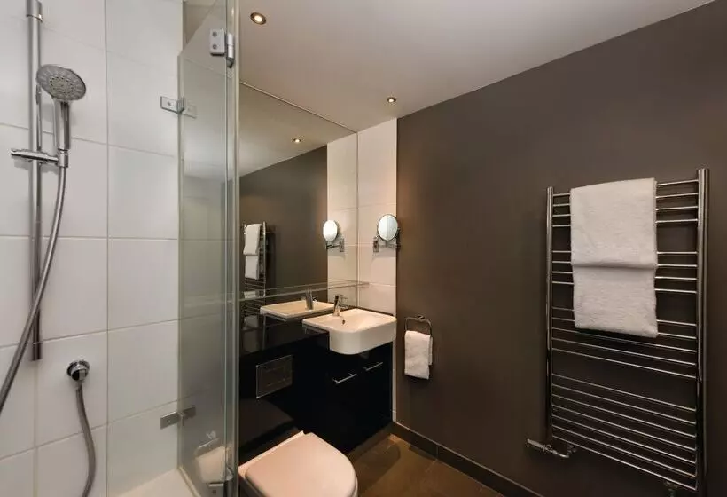 スタンダードスタジオ, Adina Apartment Hotel Frankfurt Neue Oper