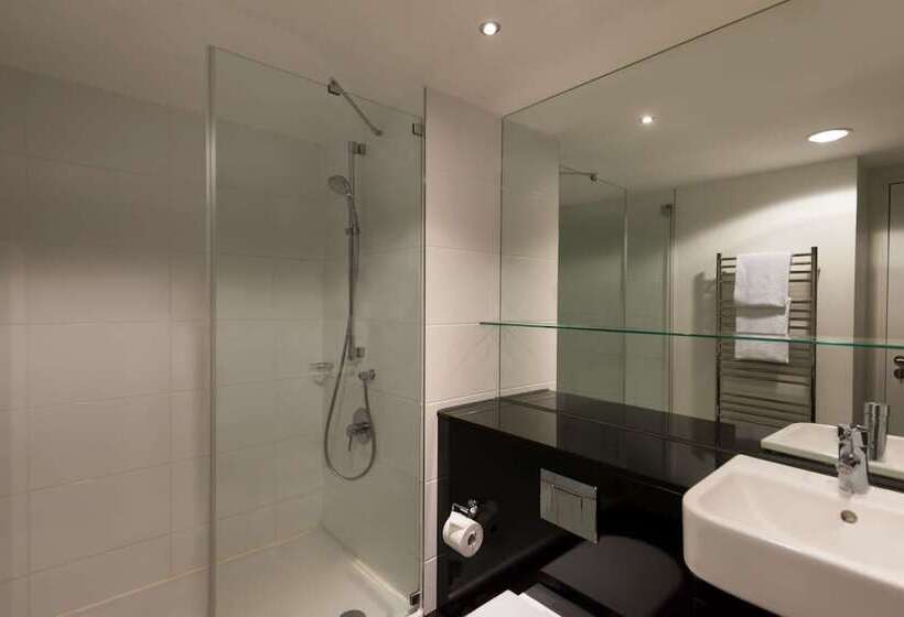 Апартаменты 2 Спальни, Adina Apartment Hotel Frankfurt Neue Oper