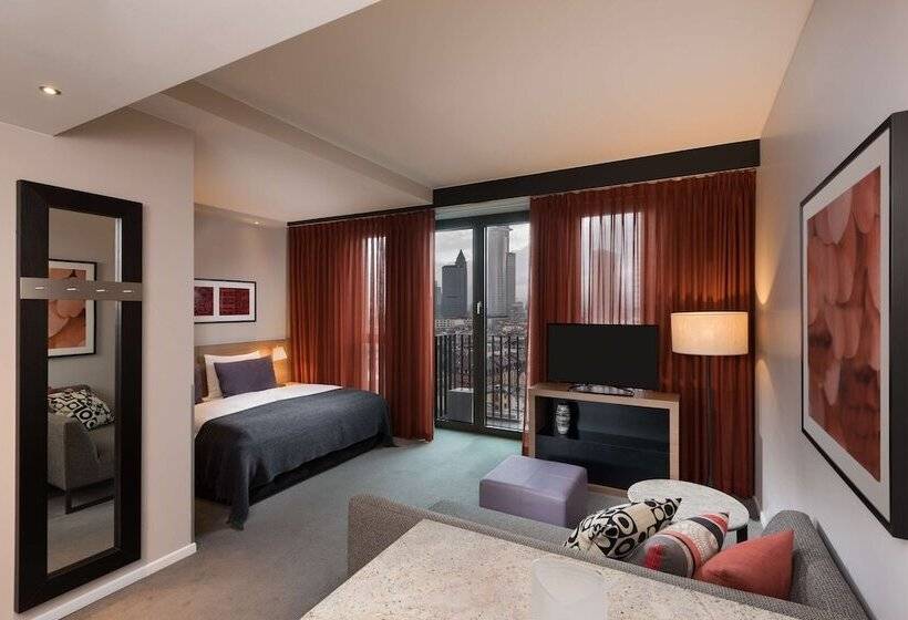 Студия Премиум, Adina Apartment Hotel Frankfurt Neue Oper