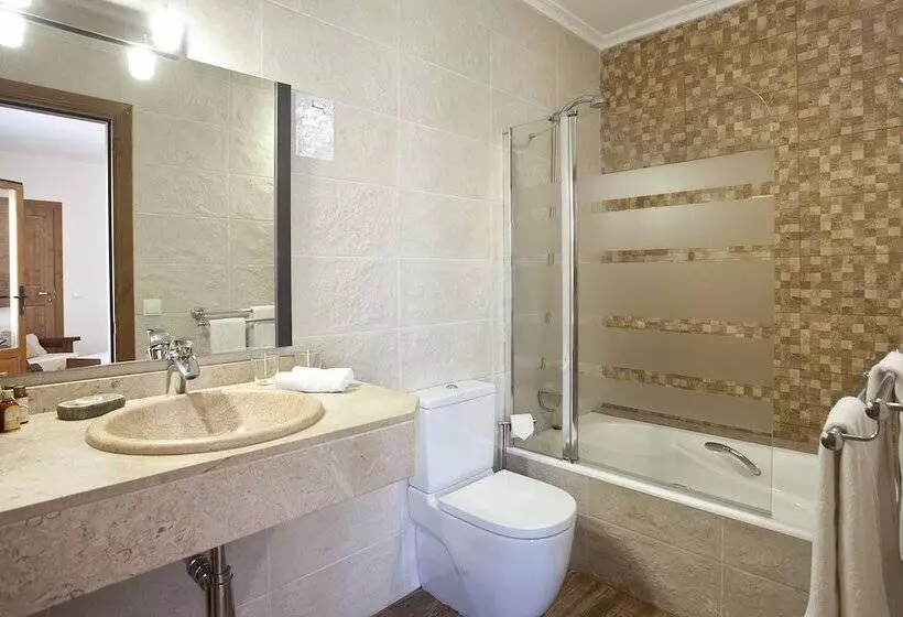 اتاق سوپریور, Agroturismo Es Quatre Cantons