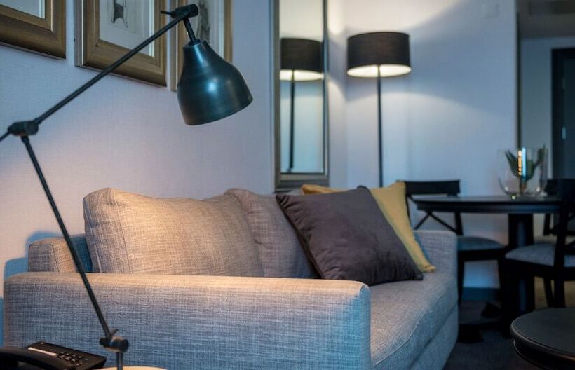 ジュニアスイート, Avenida