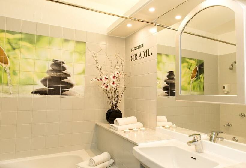 ファミリールーム, Berghof Graml