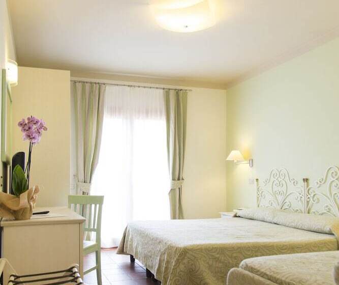 Triple Room Sea View, Blu Hotel Laconia Village