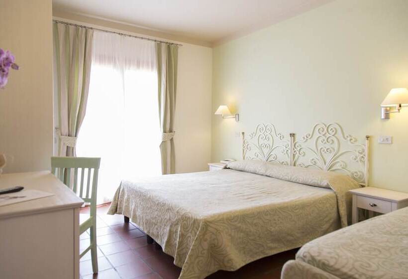 Triple Room Sea View, Blu Hotel Laconia Village