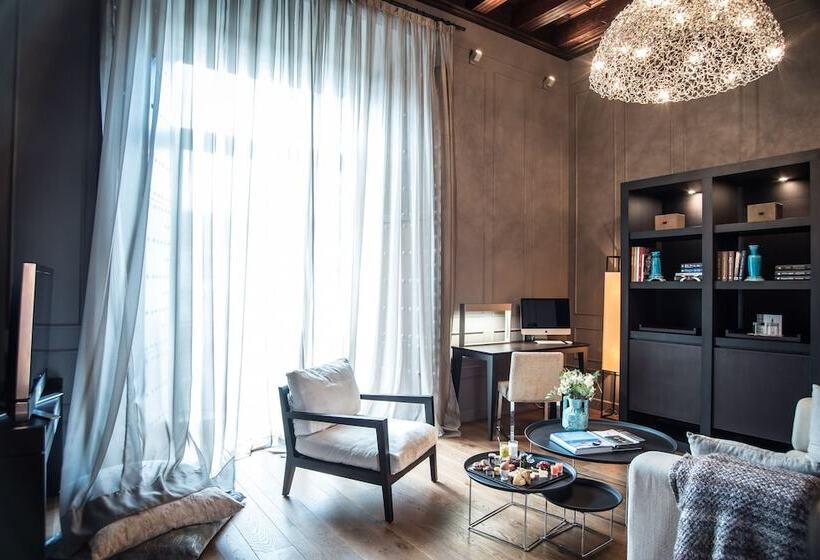 سوییت, Coolrooms Palacio Villapanés 5 Gl