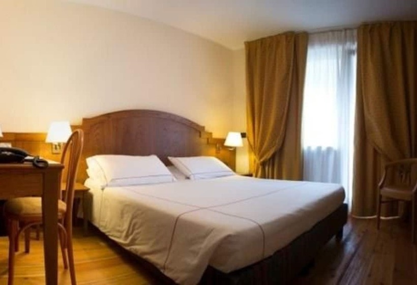 수피리어 룸, Cresta Et Duc