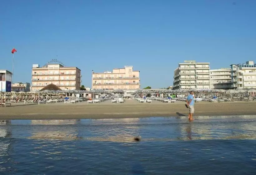 Habitació Triple Estàndard, Dea