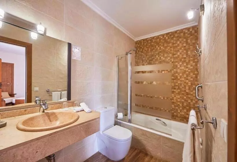 اتاق استاندارد, Agroturismo Es Quatre Cantons