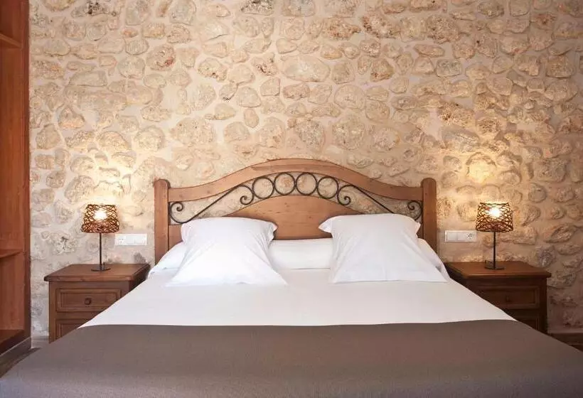 اتاق استاندارد, Agroturismo Es Quatre Cantons