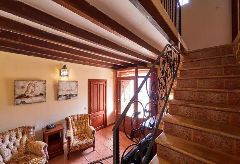 سوییت خانوادگی, Agroturismo Es Quatre Cantons