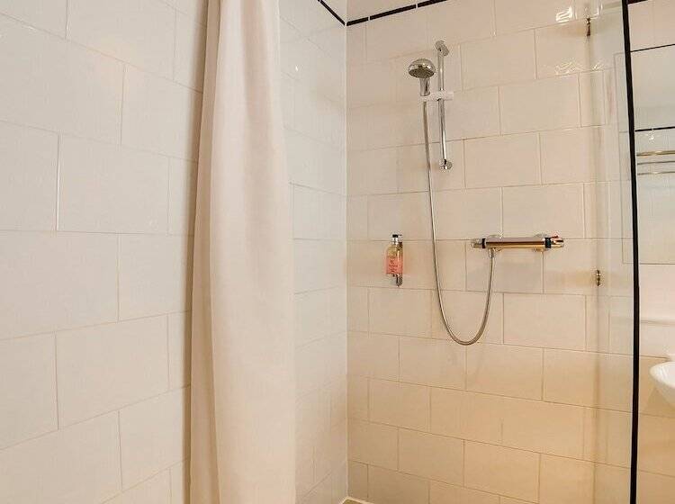 غرفة ديلوكس, Flagship Winford Manor